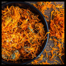 Load image into Gallery viewer, Mek Eh Betta | Calendula Oil
